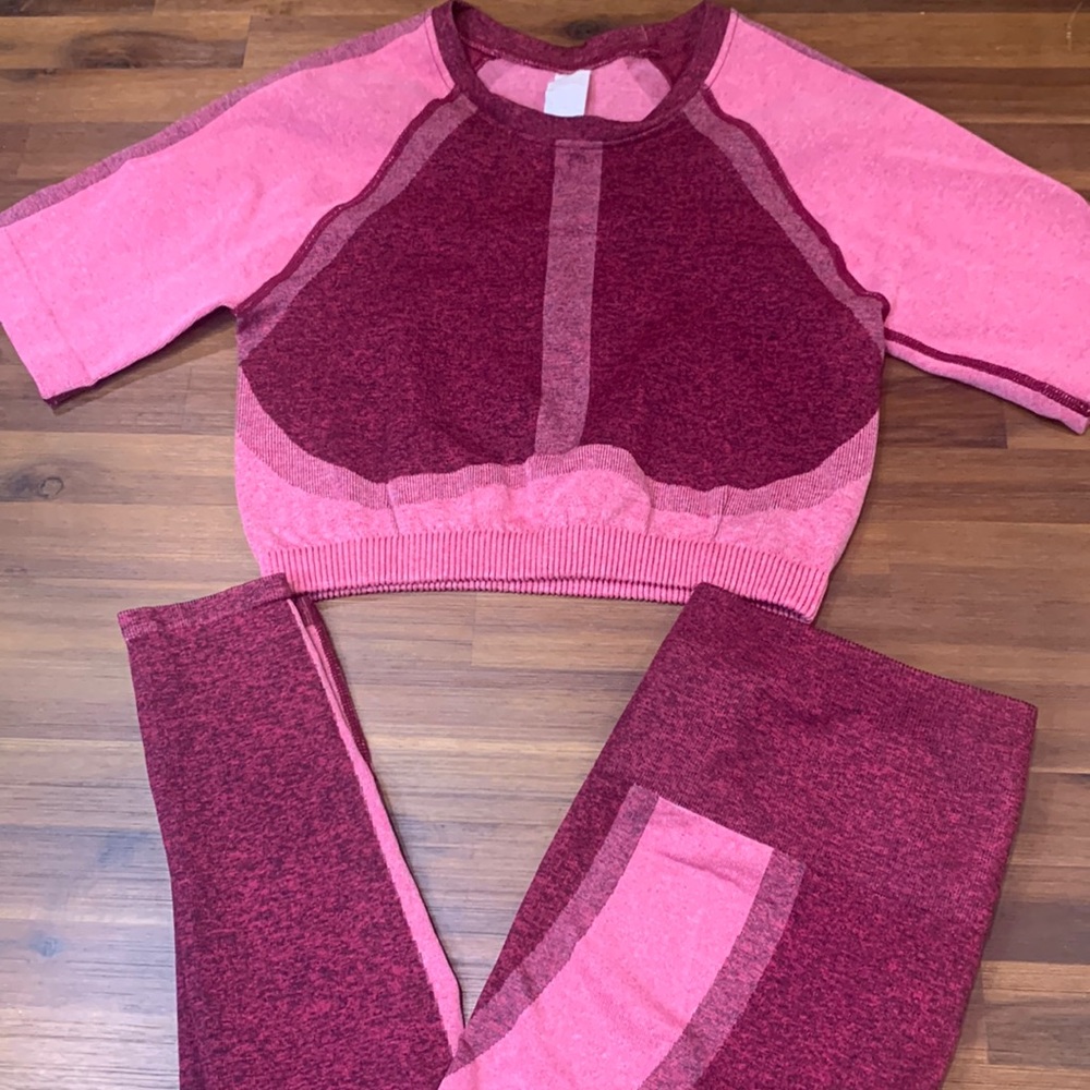 Fabletics Athleisure Set - 2 piece - Pink - Size M